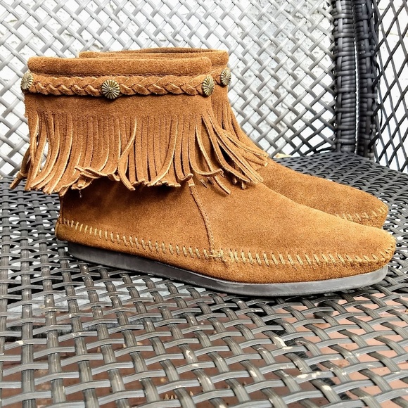 Minnetonka Shoes - Minnetonka High Top Back Zip Boot